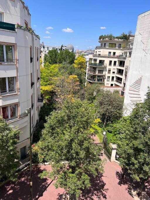 Studio A Deux Pas De Paris Apartment Levallois-Perret Exterior photo